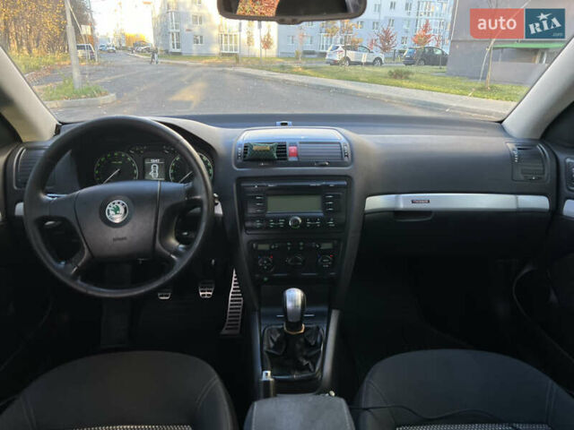Чорний Шкода Octavia Scout, об'ємом двигуна 2 л та пробігом 312 тис. км за 6500 $, фото 10 на Automoto.ua