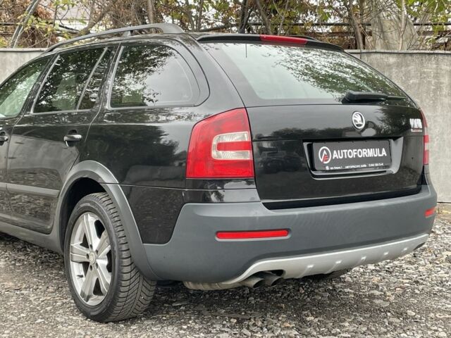 Чорний Шкода Octavia Scout, об'ємом двигуна 2 л та пробігом 218 тис. км за 6790 $, фото 6 на Automoto.ua