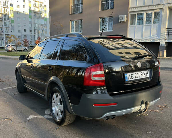 Чорний Шкода Octavia Scout, об'ємом двигуна 2 л та пробігом 312 тис. км за 6500 $, фото 2 на Automoto.ua