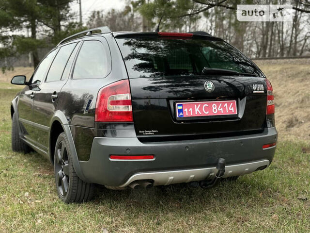 Чорний Шкода Octavia Scout, об'ємом двигуна 2 л та пробігом 230 тис. км за 7750 $, фото 68 на Automoto.ua