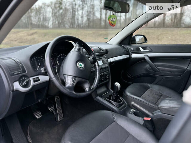 Чорний Шкода Octavia Scout, об'ємом двигуна 2 л та пробігом 230 тис. км за 7750 $, фото 77 на Automoto.ua