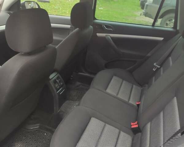 Чорний Шкода Octavia Scout, об'ємом двигуна 2 л та пробігом 202 тис. км за 8000 $, фото 3 на Automoto.ua