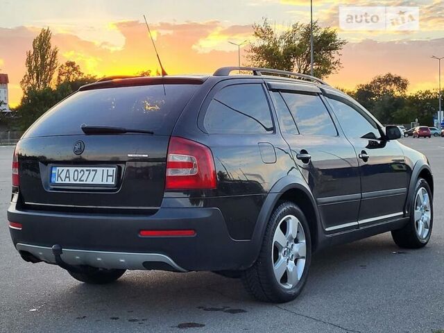 Чорний Шкода Octavia Scout, об'ємом двигуна 2 л та пробігом 198 тис. км за 6999 $, фото 8 на Automoto.ua