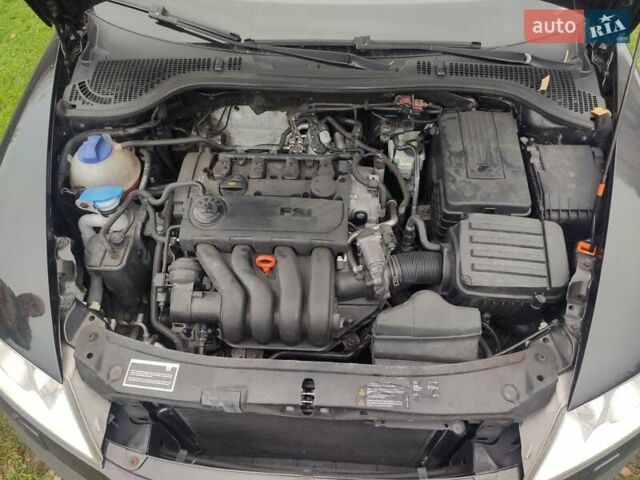 Чорний Шкода Octavia Scout, об'ємом двигуна 2 л та пробігом 202 тис. км за 8000 $, фото 4 на Automoto.ua