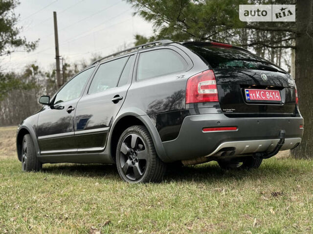 Чорний Шкода Octavia Scout, об'ємом двигуна 2 л та пробігом 230 тис. км за 7750 $, фото 65 на Automoto.ua