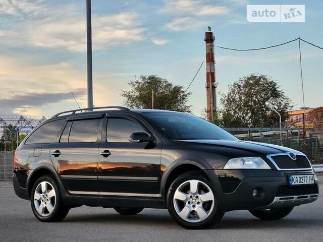 Чорний Шкода Octavia Scout, об'ємом двигуна 2 л та пробігом 198 тис. км за 6999 $, фото 11 на Automoto.ua