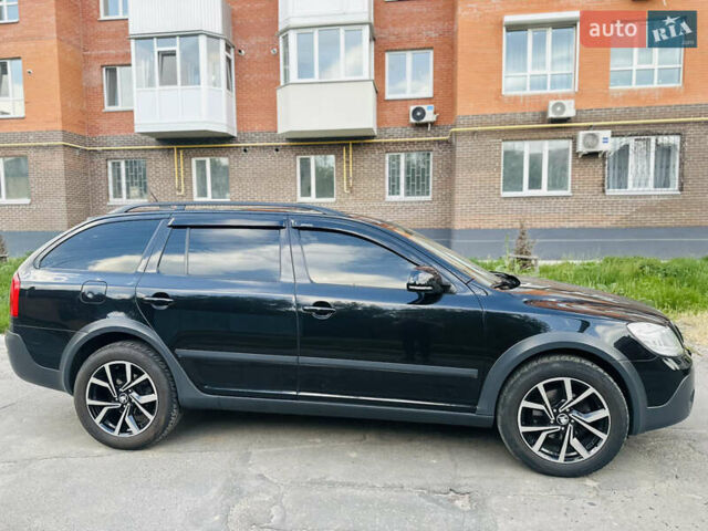 Черный Шкода Октавия Скаут, объемом двигателя 1.8 л и пробегом 223 тыс. км за 9400 $, фото 4 на Automoto.ua