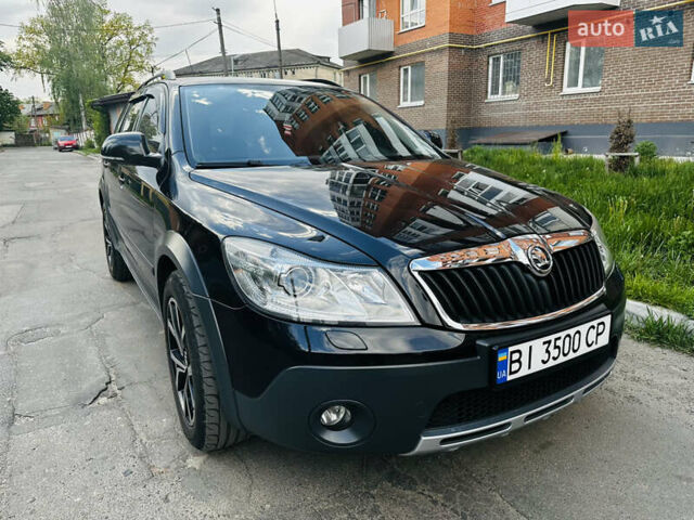Черный Шкода Октавия Скаут, объемом двигателя 1.8 л и пробегом 223 тыс. км за 9400 $, фото 2 на Automoto.ua