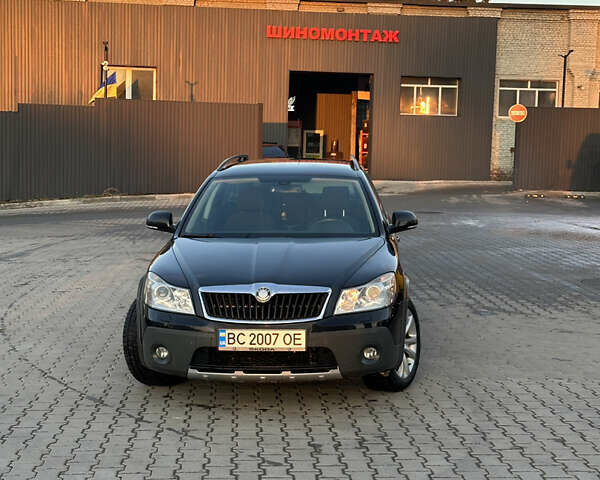Черный Шкода Октавия Скаут, объемом двигателя 1.97 л и пробегом 210 тыс. км за 10800 $, фото 10 на Automoto.ua