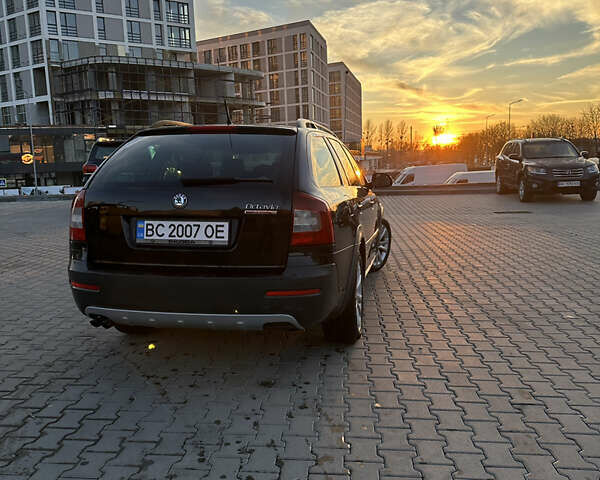 Черный Шкода Октавия Скаут, объемом двигателя 1.97 л и пробегом 210 тыс. км за 10800 $, фото 23 на Automoto.ua