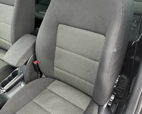 Черный Шкода Октавия Скаут, объемом двигателя 1.97 л и пробегом 210 тыс. км за 10800 $, фото 47 на Automoto.ua