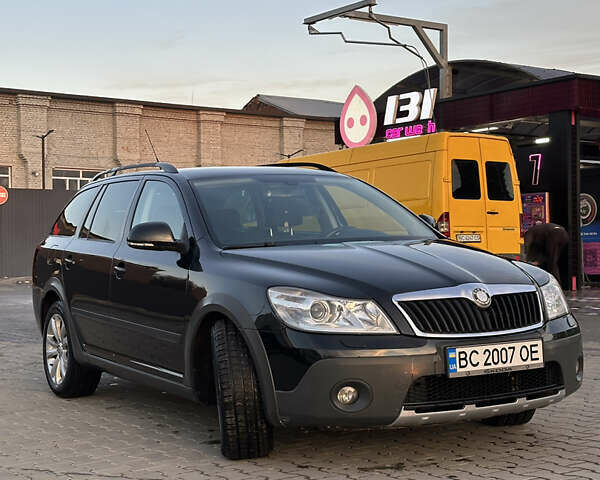 Черный Шкода Октавия Скаут, объемом двигателя 1.97 л и пробегом 210 тыс. км за 10800 $, фото 3 на Automoto.ua