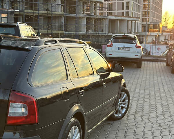 Черный Шкода Октавия Скаут, объемом двигателя 1.97 л и пробегом 210 тыс. км за 10800 $, фото 19 на Automoto.ua