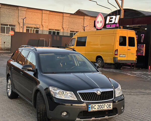 Черный Шкода Октавия Скаут, объемом двигателя 1.97 л и пробегом 210 тыс. км за 10800 $, фото 9 на Automoto.ua