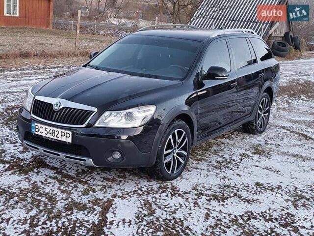 Черный Шкода Октавия Скаут, объемом двигателя 2 л и пробегом 268 тыс. км за 12222 $, фото 7 на Automoto.ua