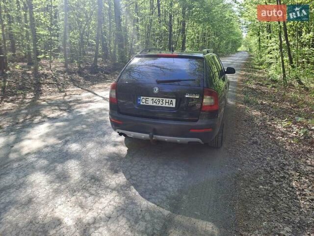 Чорний Шкода Octavia Scout, об'ємом двигуна 2 л та пробігом 299 тис. км за 9400 $, фото 6 на Automoto.ua