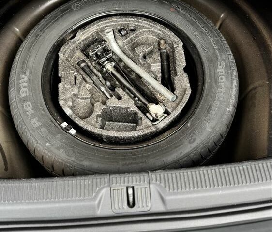Чорний Шкода Octavia Scout, об'ємом двигуна 1.8 л та пробігом 187 тис. км за 8700 $, фото 10 на Automoto.ua
