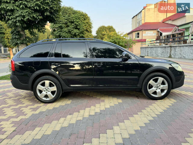 Шкода Октавия Скаут 2011 в Сокинянах на Automoto.ua Черный Шкода Октавия Скаут, объемом двигателя 2 л и пробегом 306 тыс. км за 10499 $, фото 8 на Automoto.ua