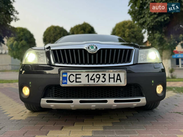 Черный Шкода Октавия Скаут, объемом двигателя 2 л и пробегом 305 тыс. км за 10999 $, фото 39 на Automoto.ua