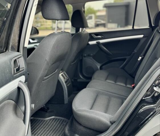 Чорний Шкода Octavia Scout, об'ємом двигуна 1.8 л та пробігом 187 тис. км за 8700 $, фото 16 на Automoto.ua