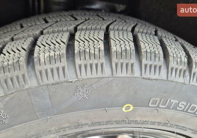 Чорний Шкода Octavia Scout, об'ємом двигуна 2 л та пробігом 295 тис. км за 14900 $, фото 74 на Automoto.ua