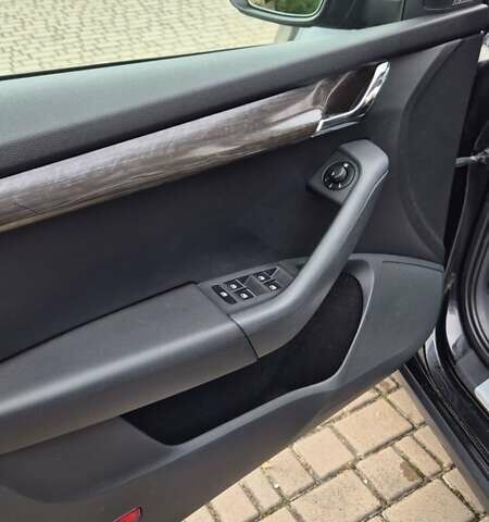 Чорний Шкода Octavia Scout, об'ємом двигуна 2 л та пробігом 295 тис. км за 14900 $, фото 40 на Automoto.ua