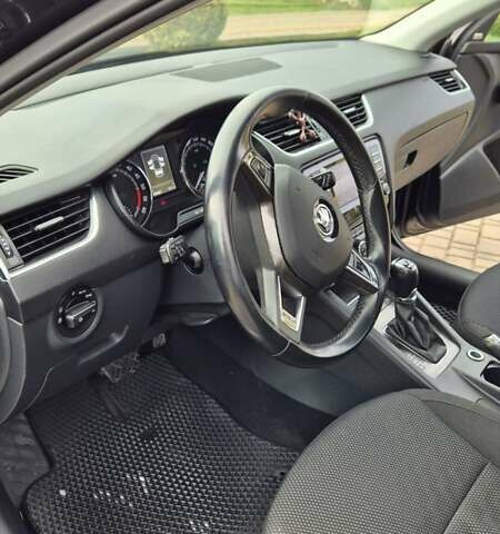 Чорний Шкода Octavia Scout, об'ємом двигуна 2 л та пробігом 295 тис. км за 14900 $, фото 32 на Automoto.ua