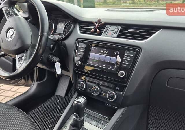 Чорний Шкода Octavia Scout, об'ємом двигуна 2 л та пробігом 295 тис. км за 14900 $, фото 60 на Automoto.ua