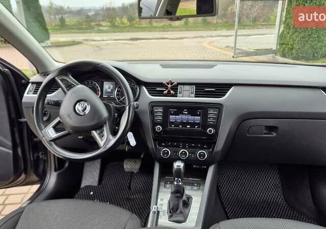 Чорний Шкода Octavia Scout, об'ємом двигуна 2 л та пробігом 295 тис. км за 14900 $, фото 42 на Automoto.ua