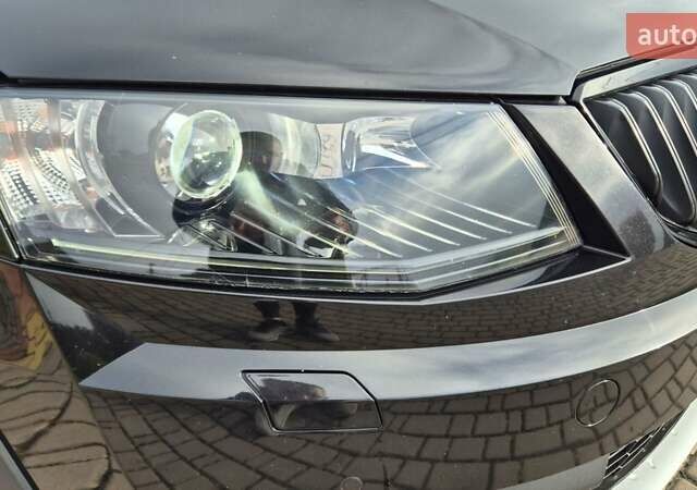 Чорний Шкода Octavia Scout, об'ємом двигуна 2 л та пробігом 295 тис. км за 14900 $, фото 73 на Automoto.ua