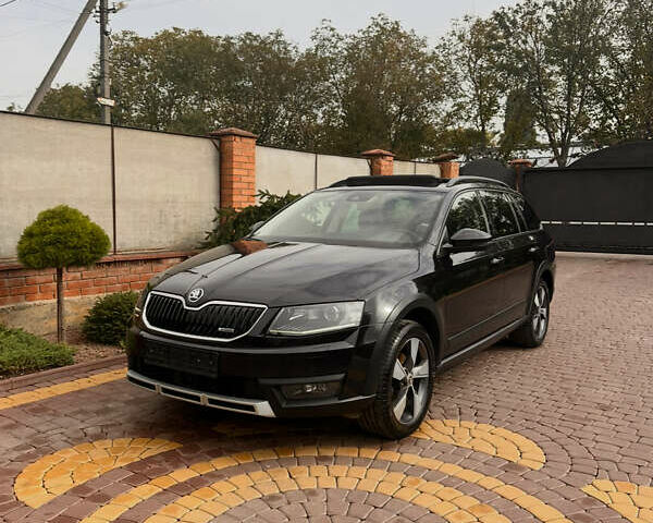 Чорний Шкода Octavia Scout, об'ємом двигуна 2 л та пробігом 292 тис. км за 15199 $, фото 1 на Automoto.ua
