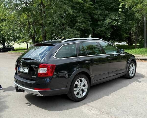 Чорний Шкода Octavia Scout, об'ємом двигуна 2 л та пробігом 177 тис. км за 15990 $, фото 24 на Automoto.ua