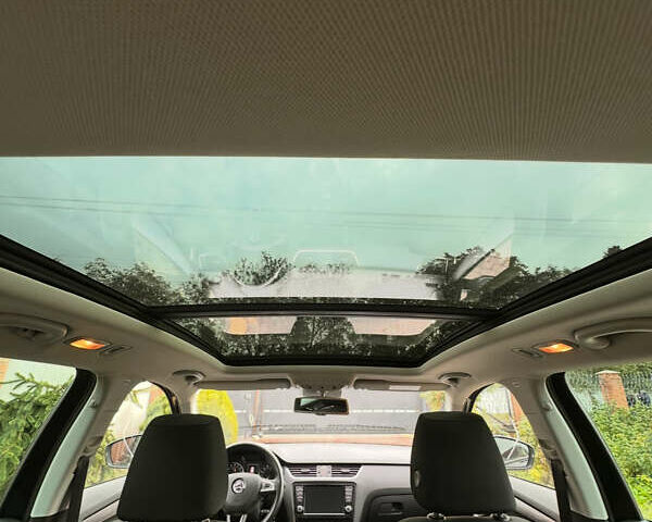 Шкода Octavia Scout 2015 у Луцьку на Automoto.ua Чорний Шкода Octavia Scout, об'ємом двигуна 2 л та пробігом 292 тис. км за 14999 $, фото 25 на Automoto.ua