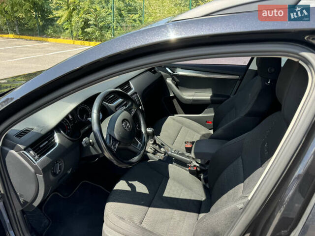 Чорний Шкода Octavia Scout, об'ємом двигуна 1.97 л та пробігом 301 тис. км за 13500 $, фото 9 на Automoto.ua