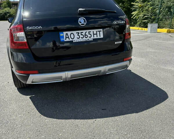 Чорний Шкода Octavia Scout, об'ємом двигуна 1.97 л та пробігом 301 тис. км за 13500 $, фото 5 на Automoto.ua