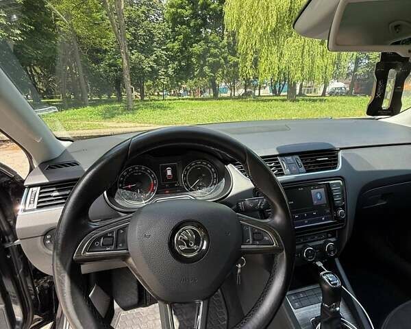 Чорний Шкода Octavia Scout, об'ємом двигуна 2 л та пробігом 177 тис. км за 15990 $, фото 28 на Automoto.ua