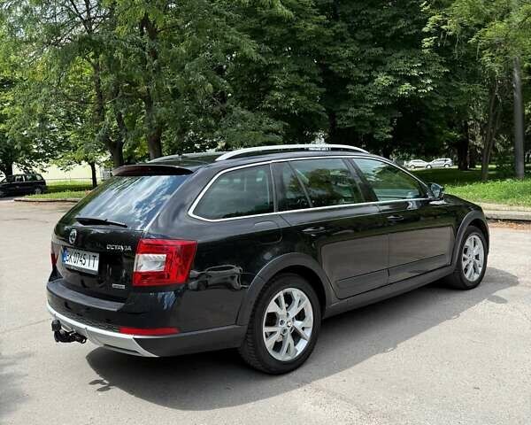 Чорний Шкода Octavia Scout, об'ємом двигуна 2 л та пробігом 177 тис. км за 15990 $, фото 21 на Automoto.ua