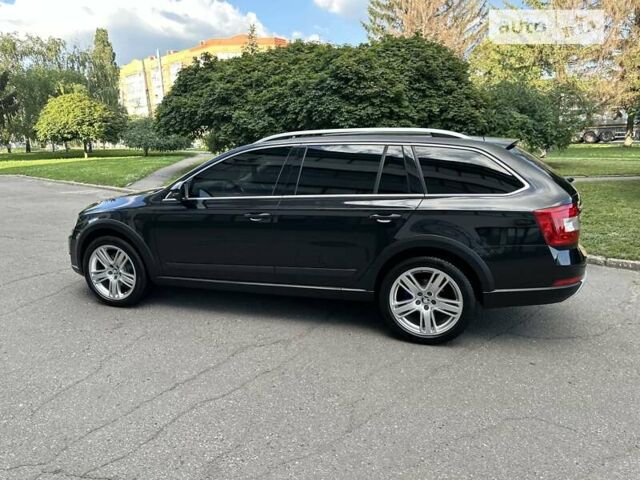 Чорний Шкода Octavia Scout, об'ємом двигуна 2 л та пробігом 189 тис. км за 17500 $, фото 194 на Automoto.ua