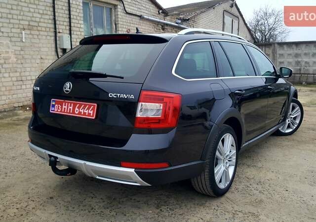 Чорний Шкода Octavia Scout, об'ємом двигуна 2 л та пробігом 266 тис. км за 16990 $, фото 81 на Automoto.ua