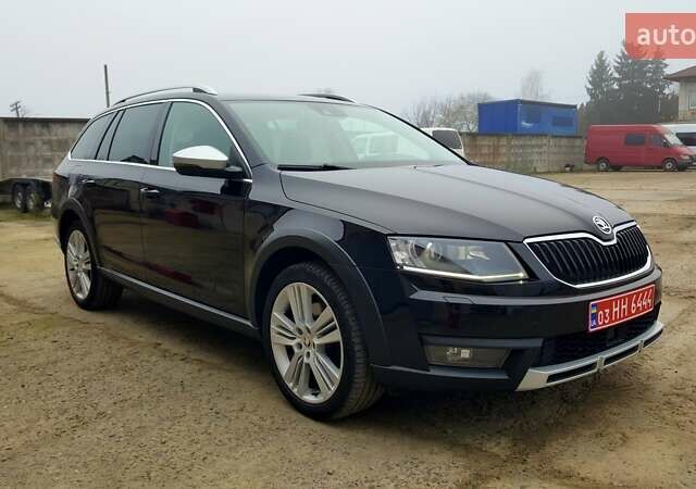 Чорний Шкода Octavia Scout, об'ємом двигуна 2 л та пробігом 266 тис. км за 16990 $, фото 69 на Automoto.ua