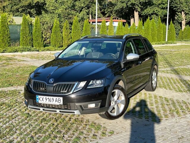 Чорний Шкода Octavia Scout, об'ємом двигуна 2 л та пробігом 255 тис. км за 16800 $, фото 9 на Automoto.ua