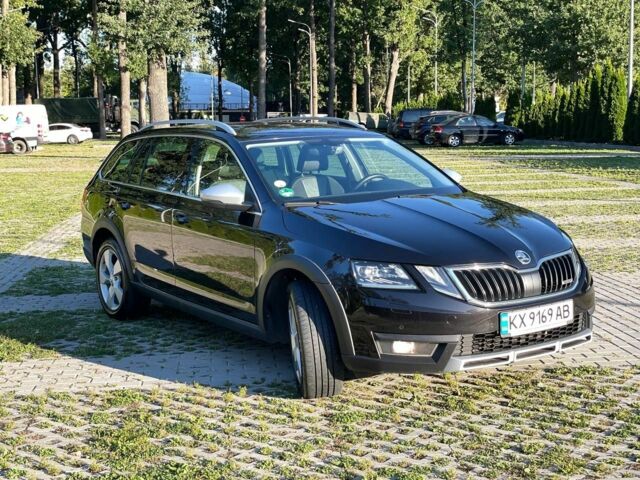 Чорний Шкода Octavia Scout, об'ємом двигуна 2 л та пробігом 255 тис. км за 16800 $, фото 16 на Automoto.ua