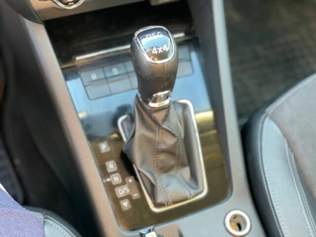 Чорний Шкода Octavia Scout, об'ємом двигуна 2 л та пробігом 255 тис. км за 16800 $, фото 21 на Automoto.ua
