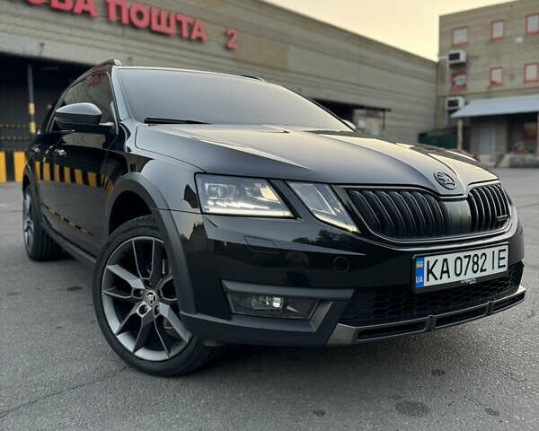 Черный Шкода Октавия Скаут, объемом двигателя 1.97 л и пробегом 232 тыс. км за 20300 $, фото 43 на Automoto.ua