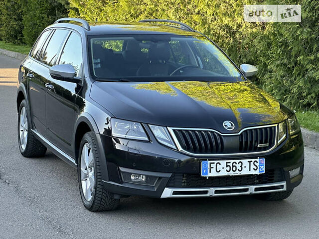 Чорний Шкода Octavia Scout, об'ємом двигуна 2 л та пробігом 210 тис. км за 18500 $, фото 1 на Automoto.ua