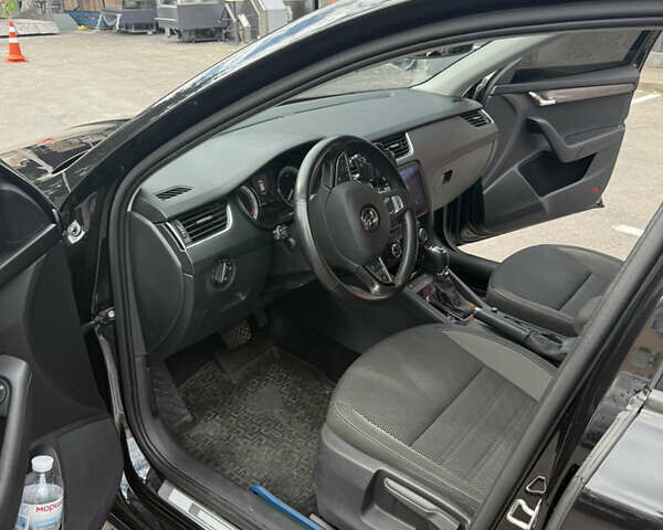 Чорний Шкода Octavia Scout, об'ємом двигуна 1.97 л та пробігом 251 тис. км за 21400 $, фото 12 на Automoto.ua