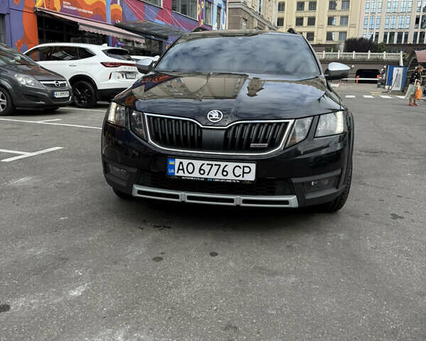 Чорний Шкода Octavia Scout, об'ємом двигуна 1.97 л та пробігом 251 тис. км за 21400 $, фото 1 на Automoto.ua
