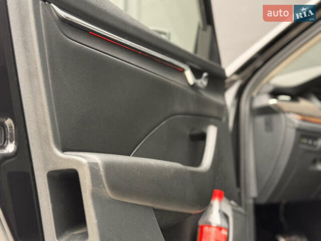 Черный Шкода Октавия Скаут, объемом двигателя 1.97 л и пробегом 197 тыс. км за 24500 $, фото 23 на Automoto.ua