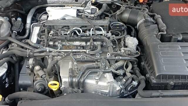 Коричневый Шкода Октавия Скаут, объемом двигателя 2 л и пробегом 257 тыс. км за 15900 $, фото 44 на Automoto.ua