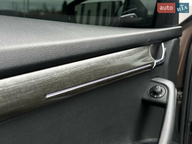 Коричневый Шкода Октавия Скаут, объемом двигателя 1.97 л и пробегом 231 тыс. км за 19699 $, фото 19 на Automoto.ua